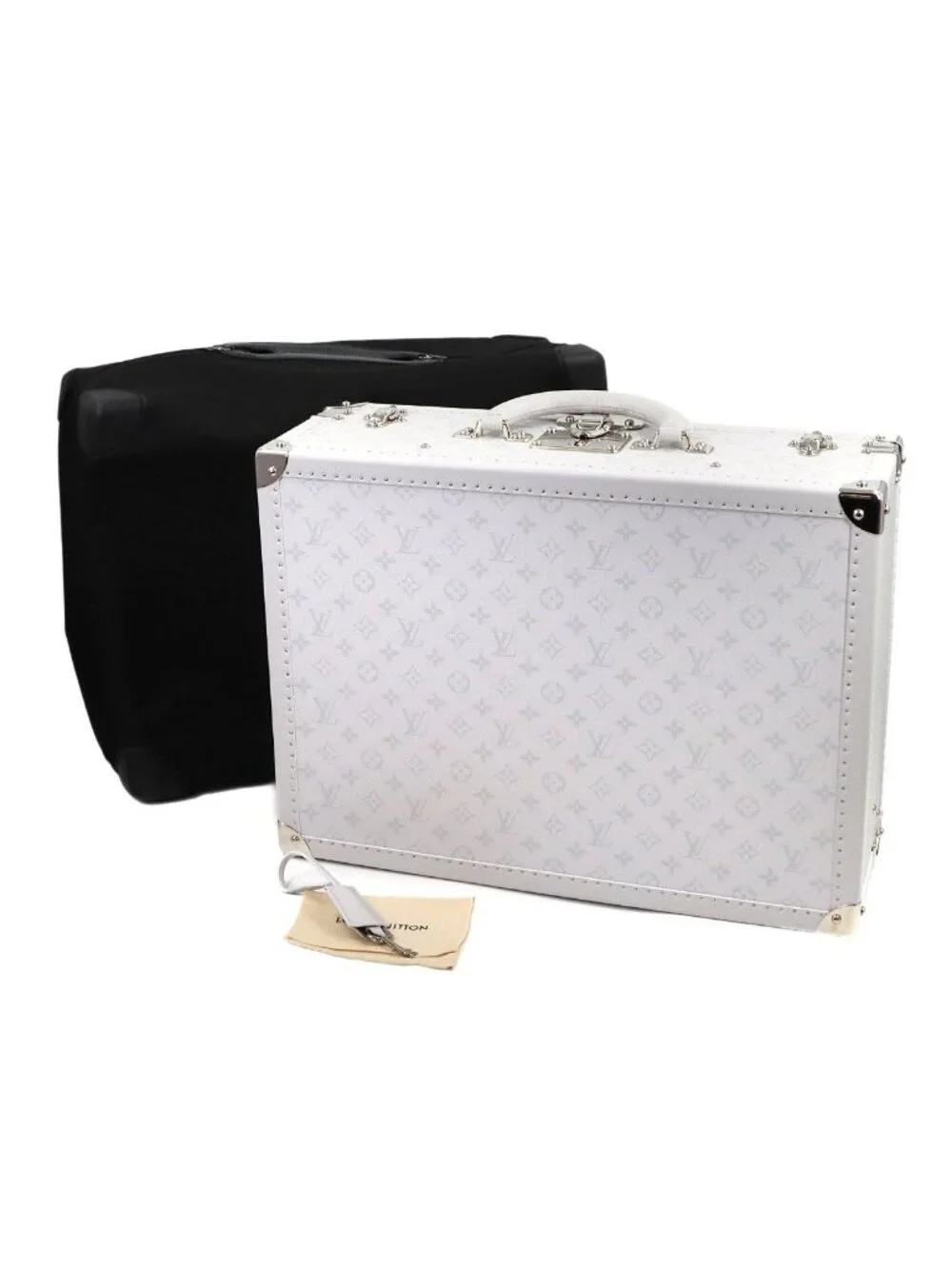 Louis Vuitton Taigarama Bisten 50 Trunk Case Bag White Silver